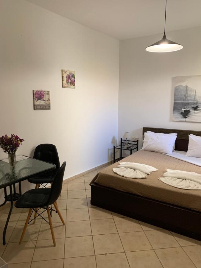 Little Yard Studios & Apartments #5 Budget Studio Naxos City Esterno foto