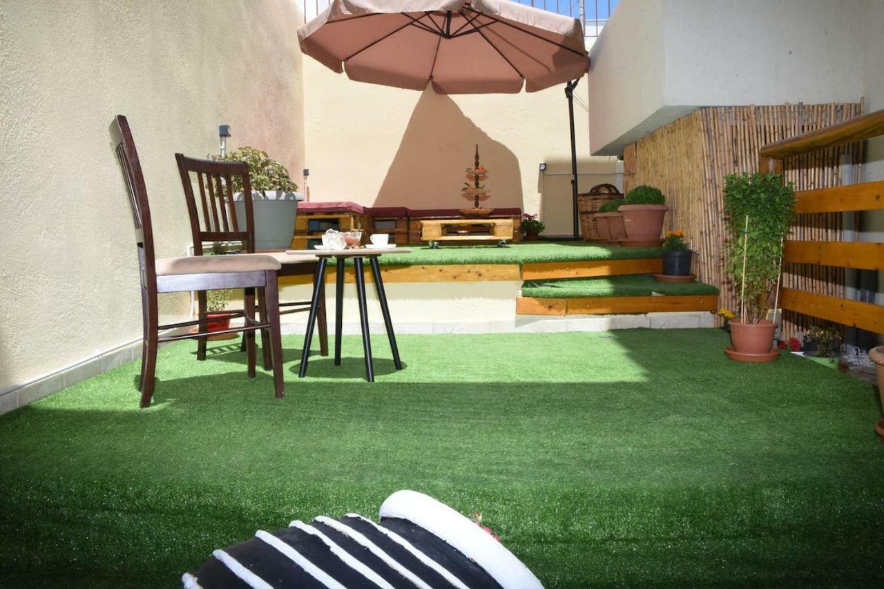 Little Yard Studios & Apartments #5 Budget Studio Naxos City Esterno foto